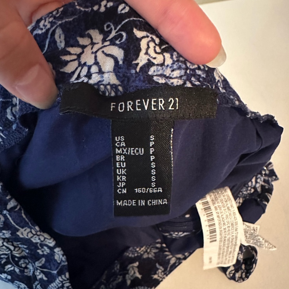 Blue and white floral printed skirt from forever 21. size small